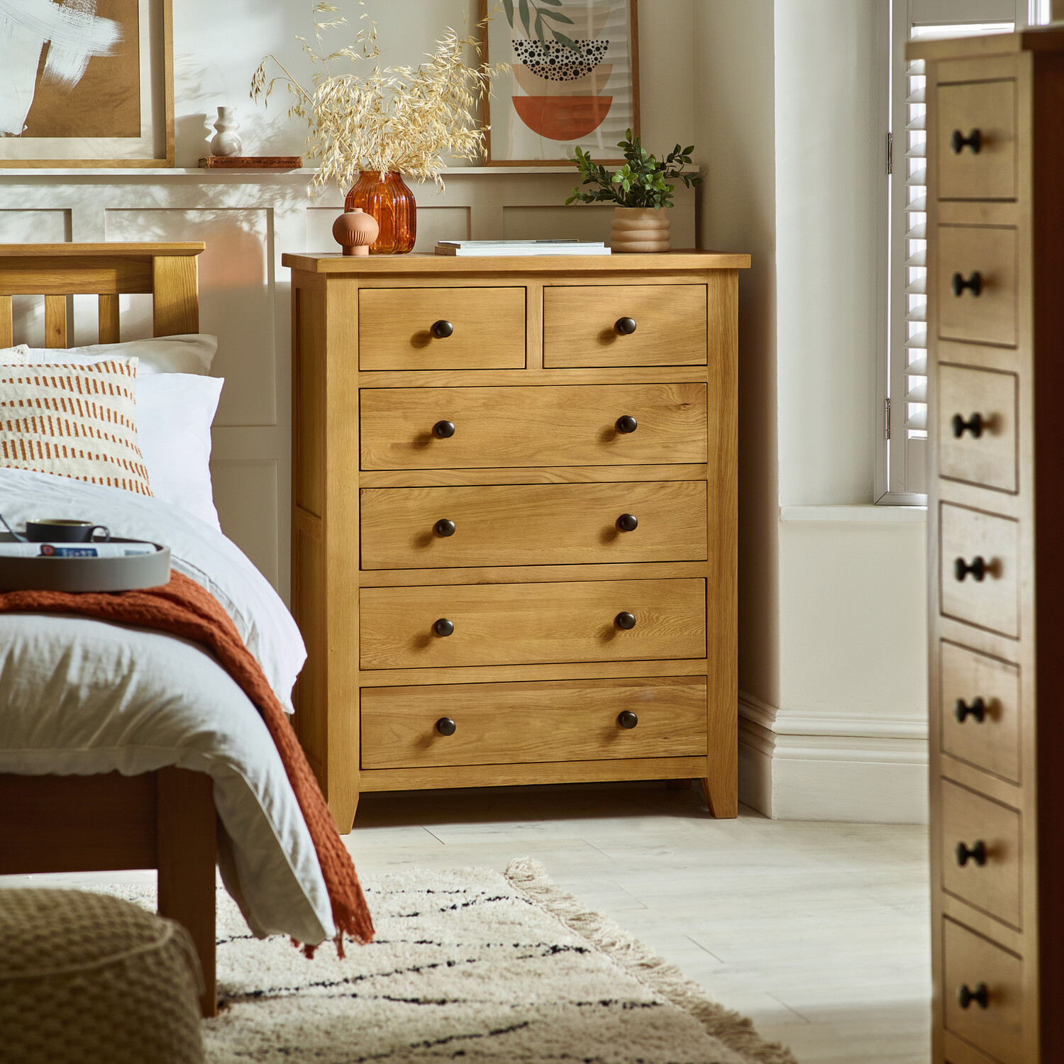 Julian Bowen Marlborough 4+2 Chest - Oak