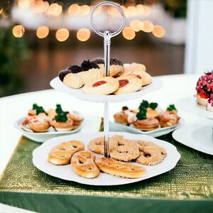 2-Tier Flowery Cake Stand - White