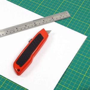 Non-Slip Arts and Crafts Self-Healing Cutting Board
