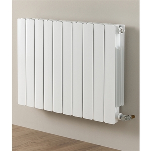 Horizontal 681mm Tall Radiator