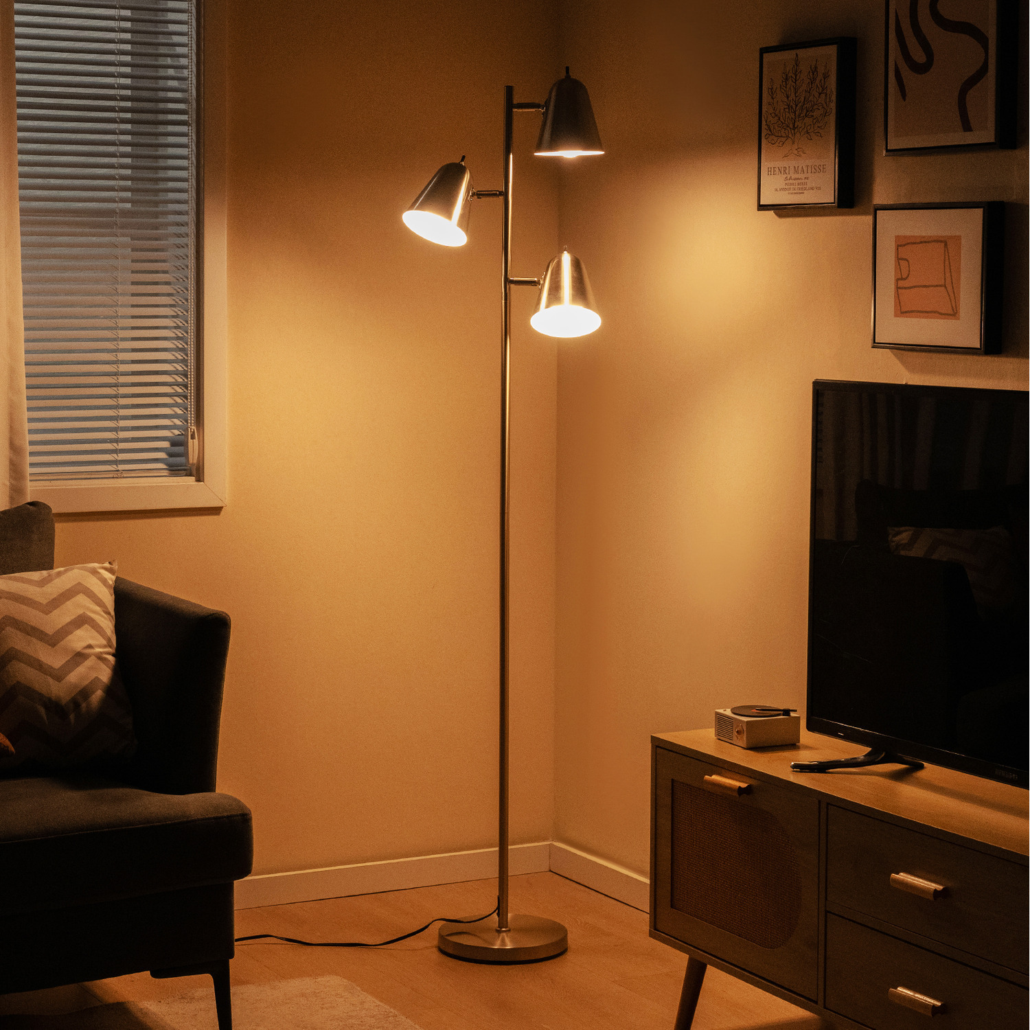 Image of Standing Reading Lamp - Silver