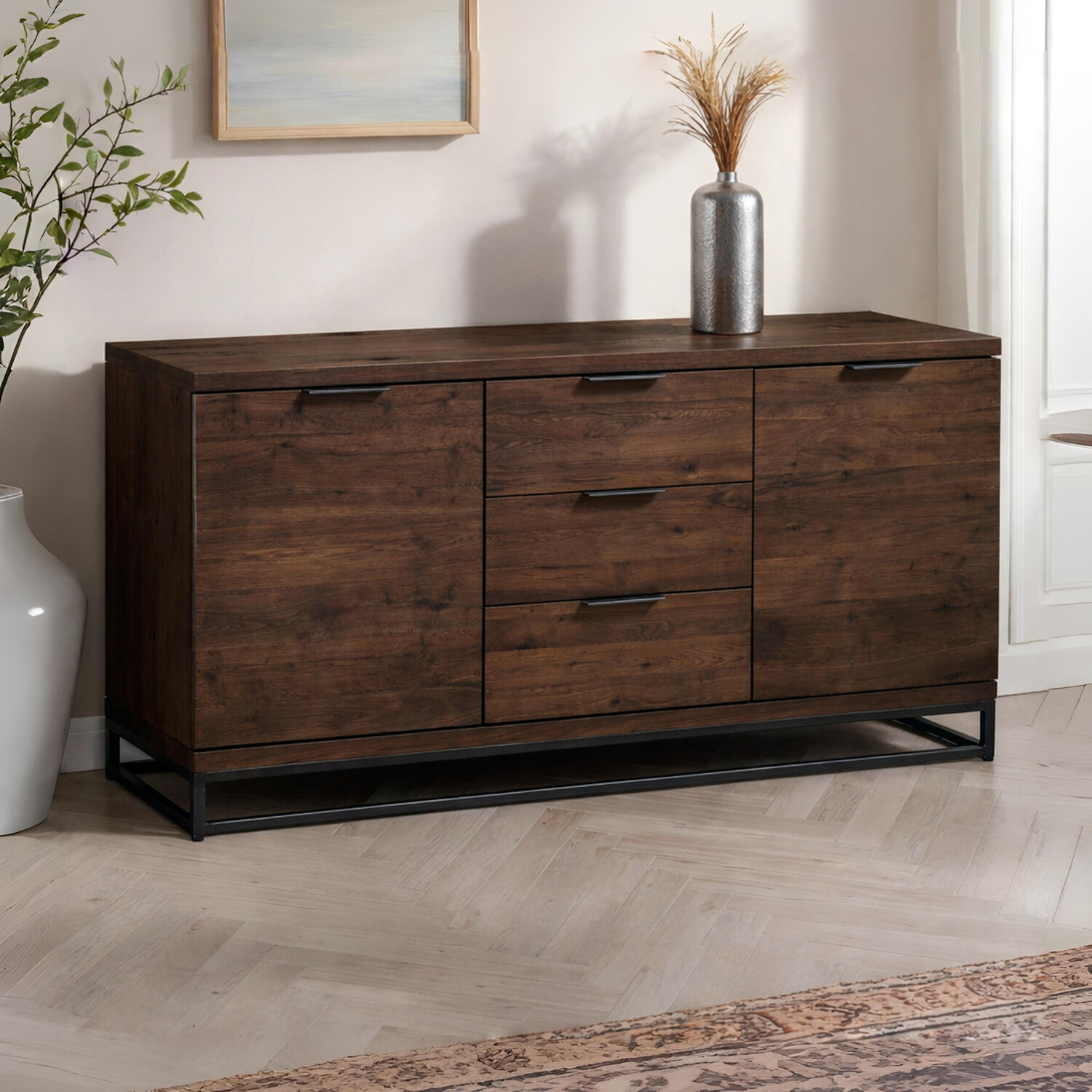 Julian Bowen Brooklyn Sideboard - Dark Oak